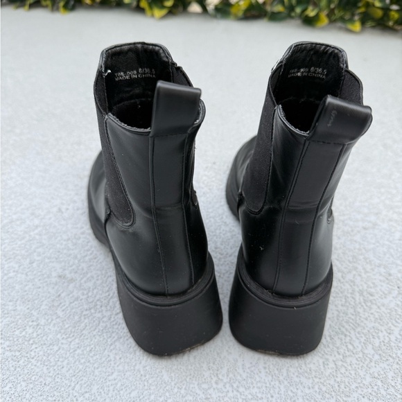 Dirty laundry Sleek Black Ankle Boots for Women - Picture 4 of 10